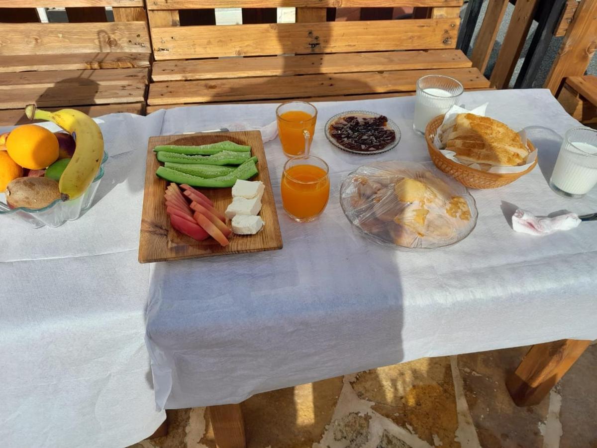 Guest House Maria - Berat Castle Екстер'єр фото